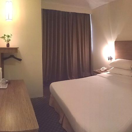 Hotel Sri Sutra - Bandar Sunway 3 Petaling Jaya Buitenkant foto