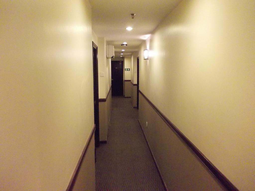 Hotel Sri Sutra - Bandar Sunway 3 Petaling Jaya Buitenkant foto
