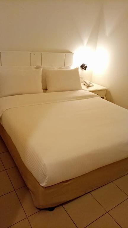 Hotel Sri Sutra - Bandar Sunway 3 Petaling Jaya Buitenkant foto