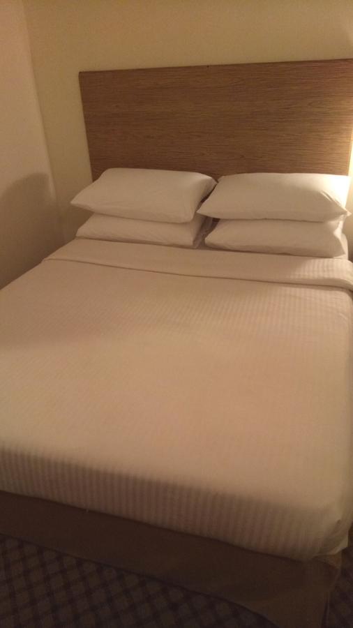 Hotel Sri Sutra - Bandar Sunway 3 Petaling Jaya Buitenkant foto