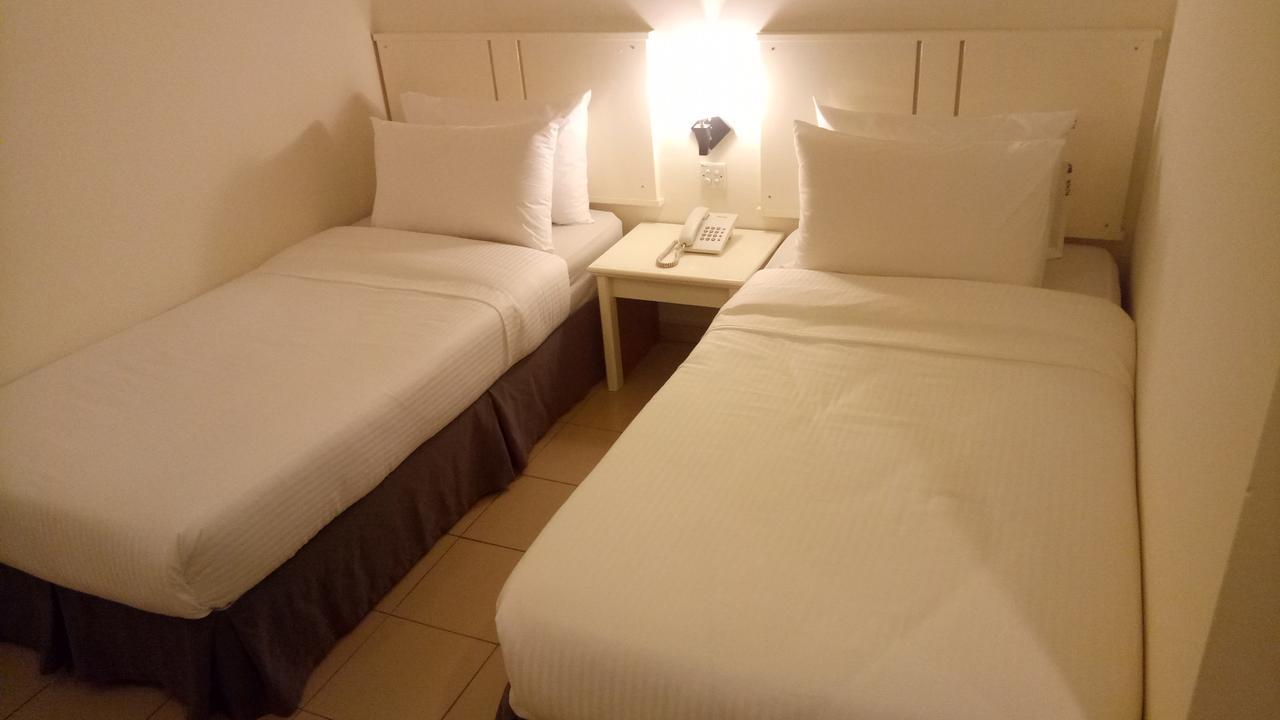 Hotel Sri Sutra - Bandar Sunway 3 Petaling Jaya Buitenkant foto