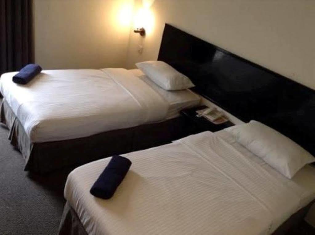 Hotel Sri Sutra - Bandar Sunway 3 Petaling Jaya Buitenkant foto